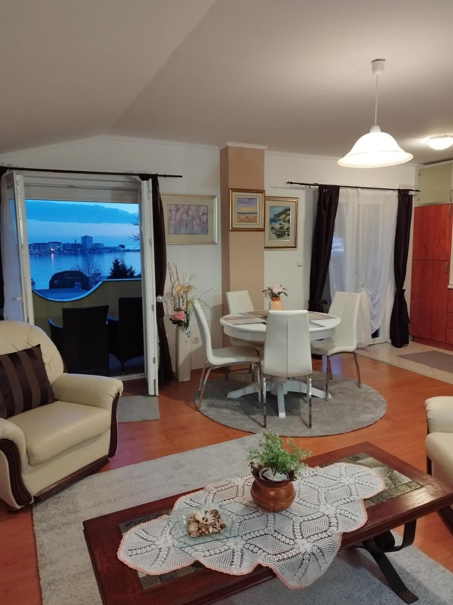 Appartmani Punta Umag Eksteriør bilde